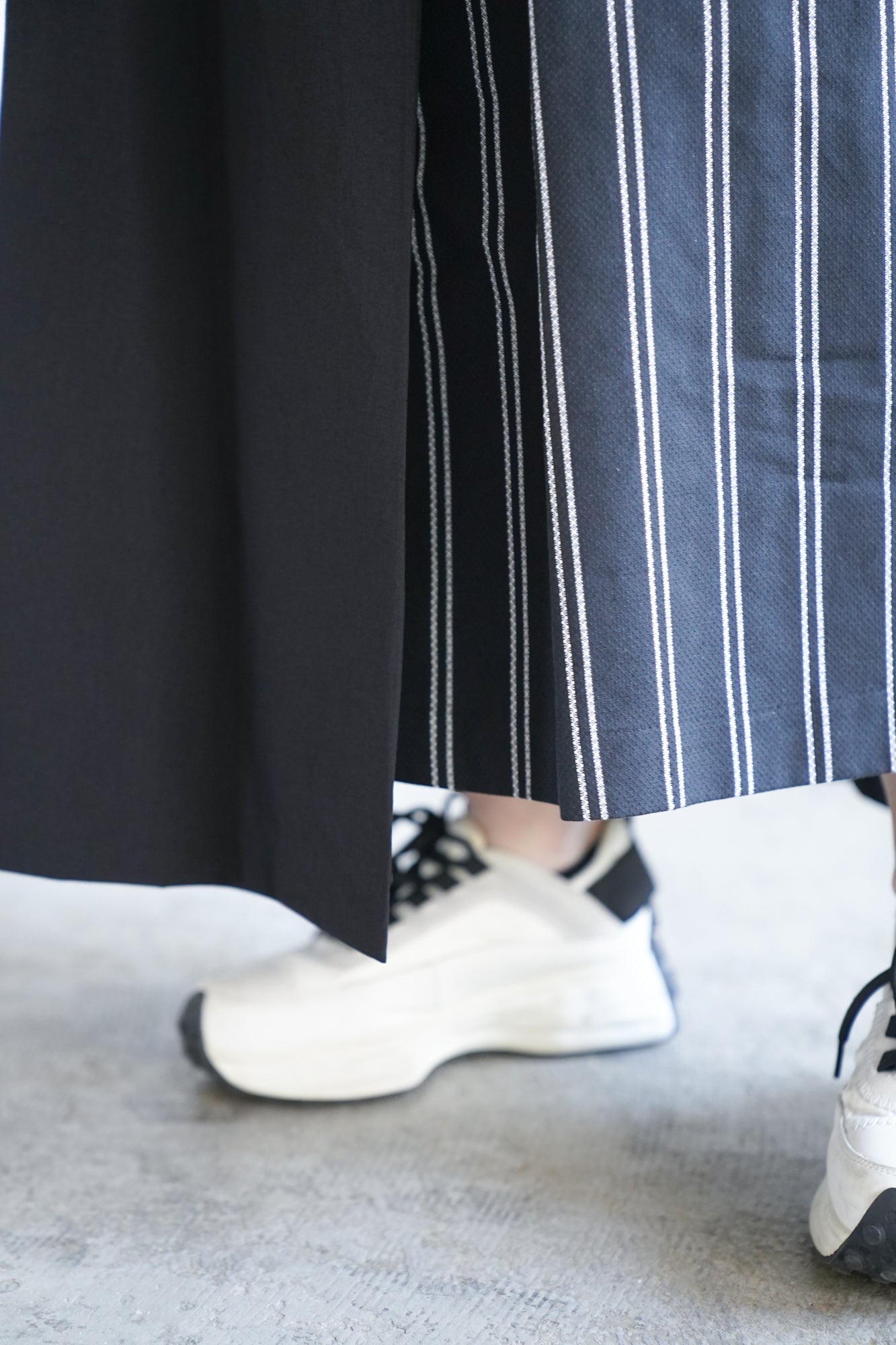 部分ストライプスカート