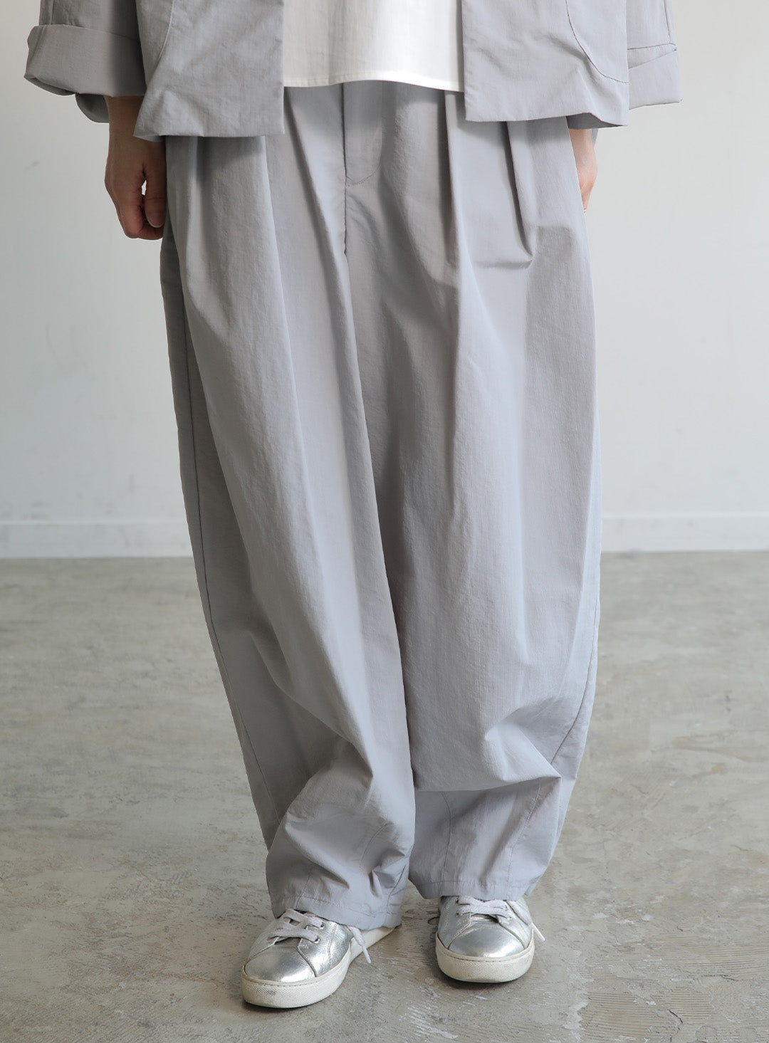 ナイロンタックカーブパンツ