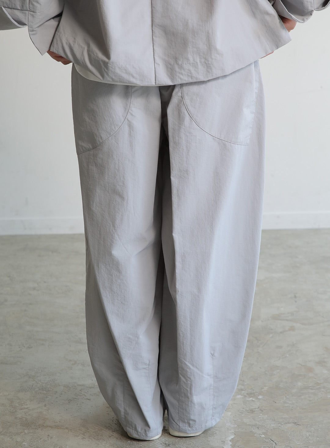 ナイロンタックカーブパンツ