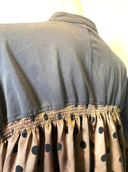 異素材スタンドカラーブラウス