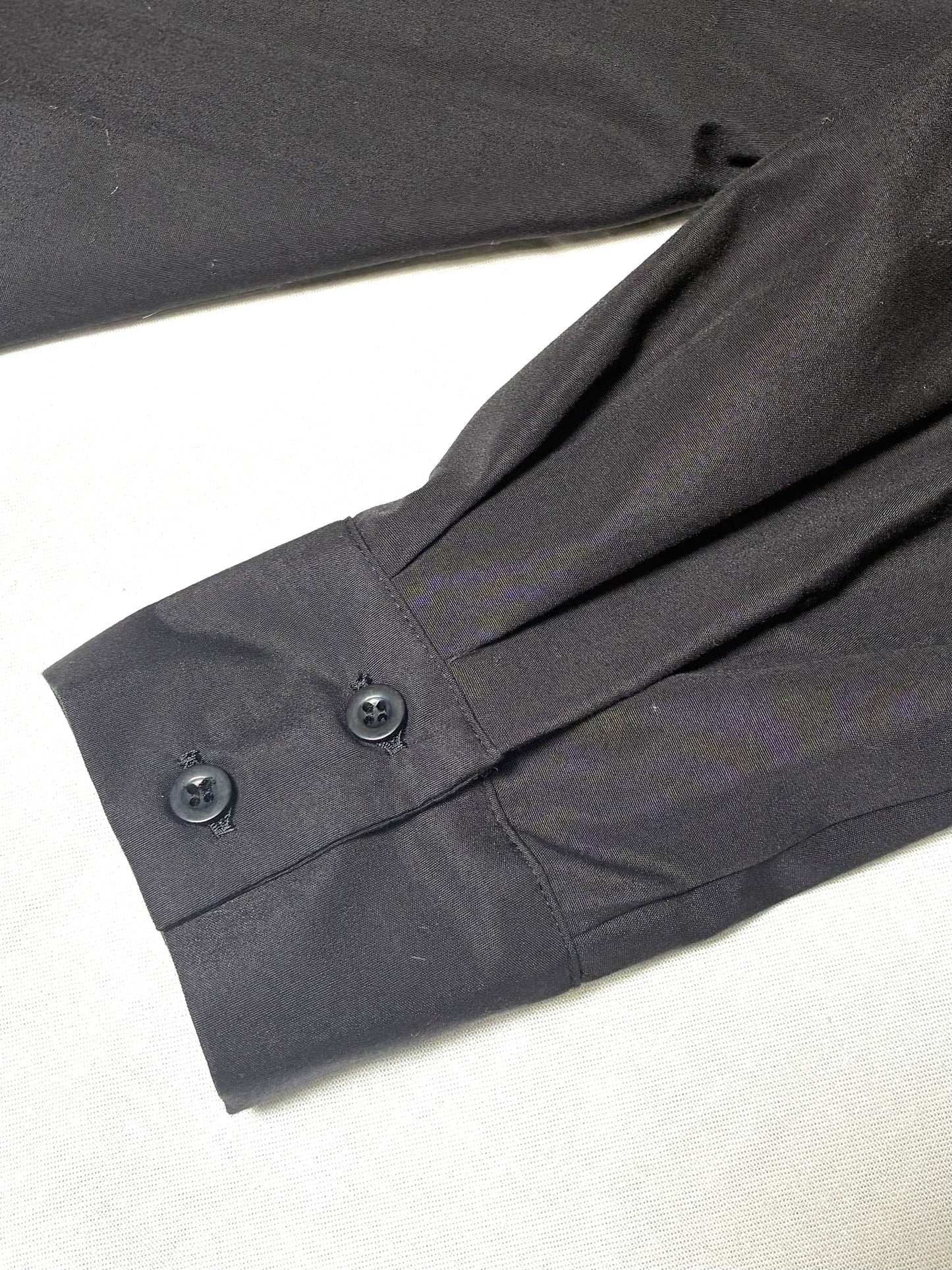 前後タックブラウス