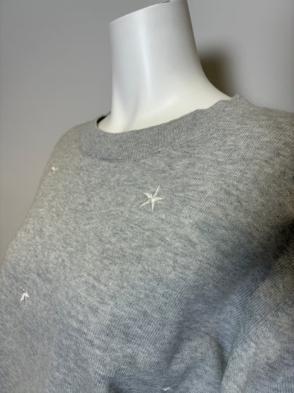 星モチーフ刺繡ニット