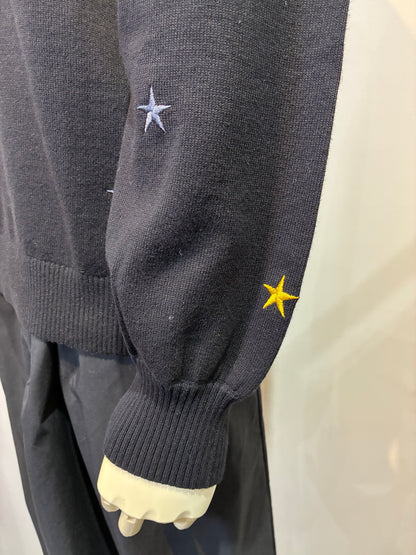星モチーフ刺繡ニット