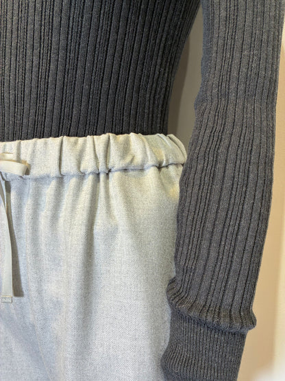 イージーワイドパンツ