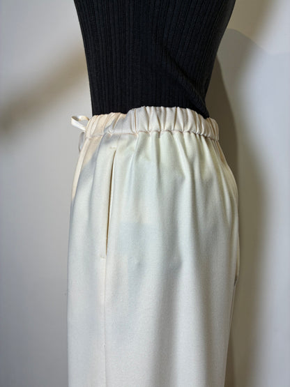 イージーワイドパンツ