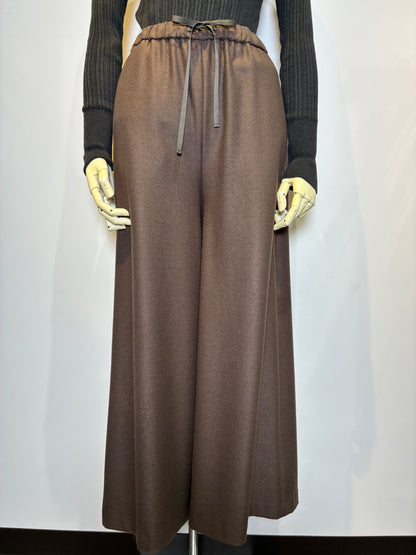 イージーワイドパンツ