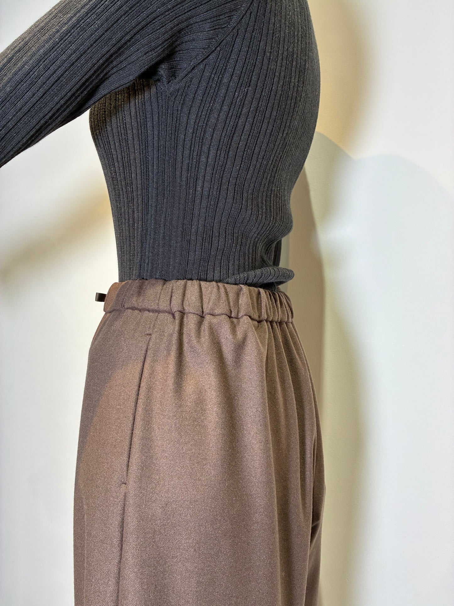 イージーワイドパンツ