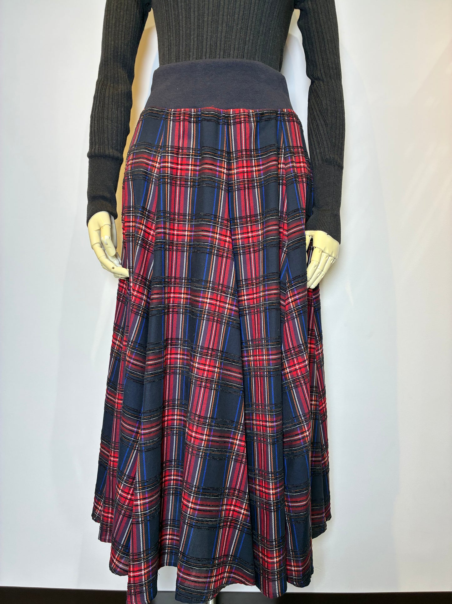 チェックスカート