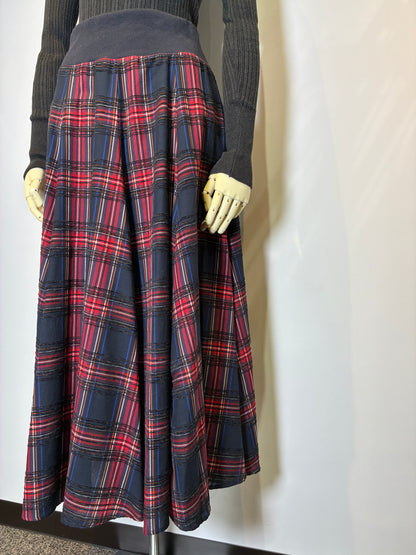 チェックスカート