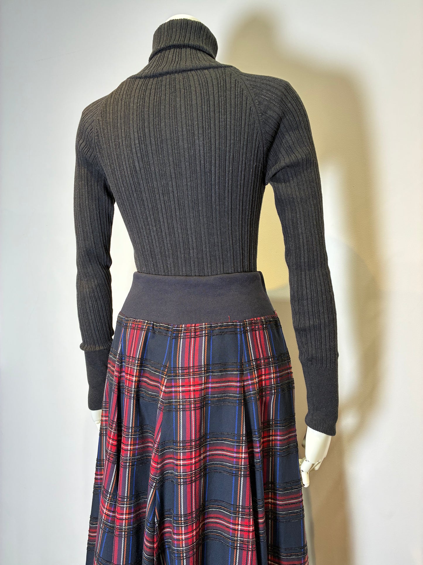 チェックスカート