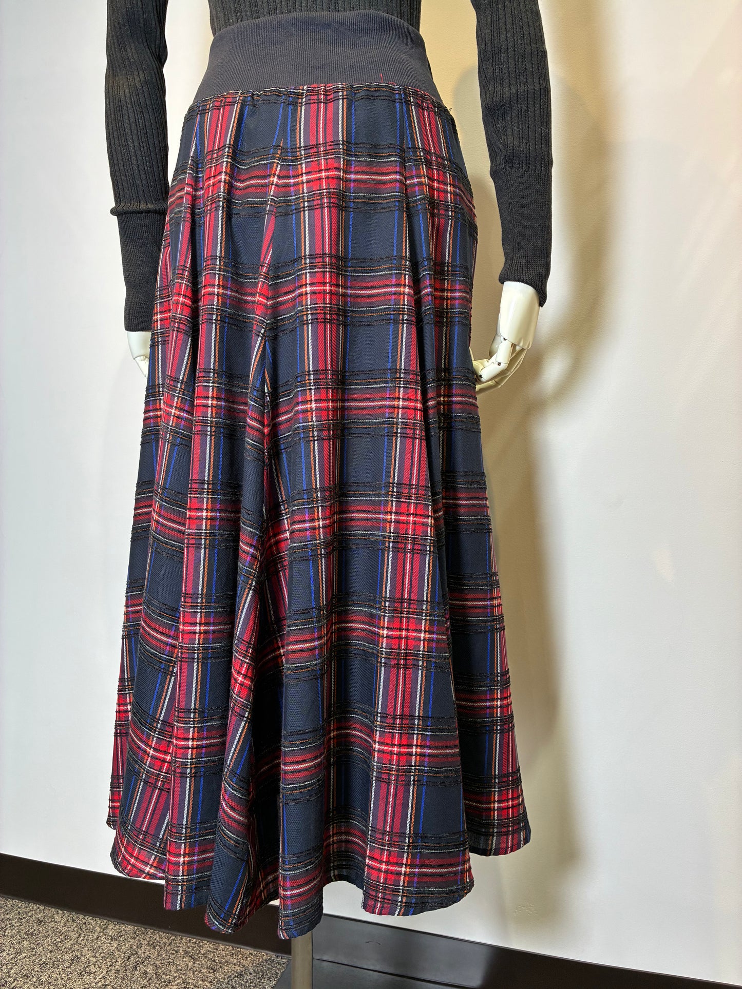 チェックスカート