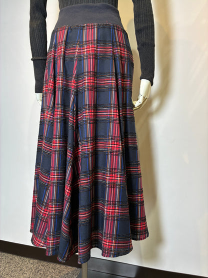 チェックスカート