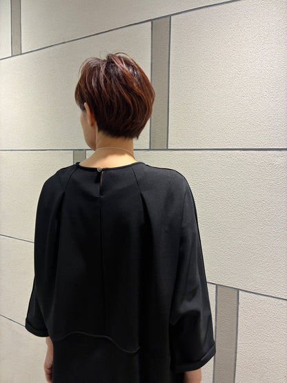 バックタックプルオーバー