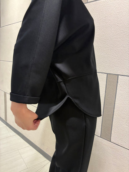 バックタックプルオーバー