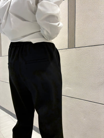 センタープレスパンツ