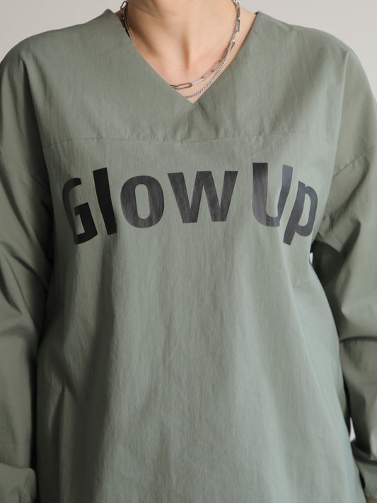 ロゴプリントシャツ