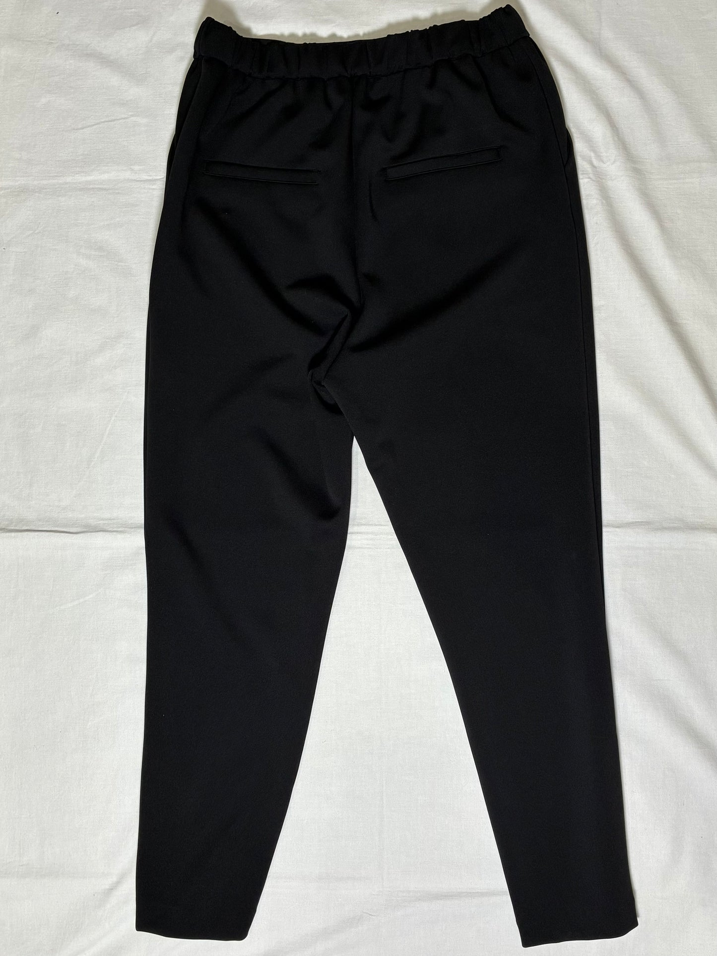 センタープレスパンツ