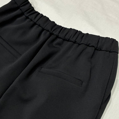 センタープレスパンツ