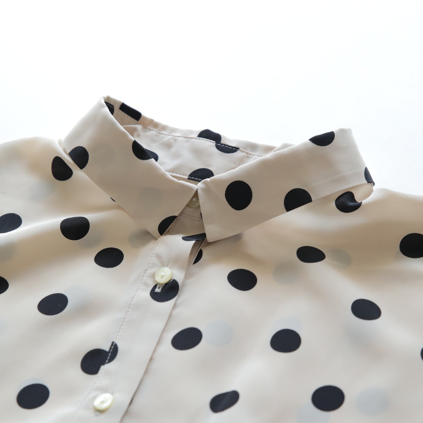 アシンメトリーギャザーブラウス