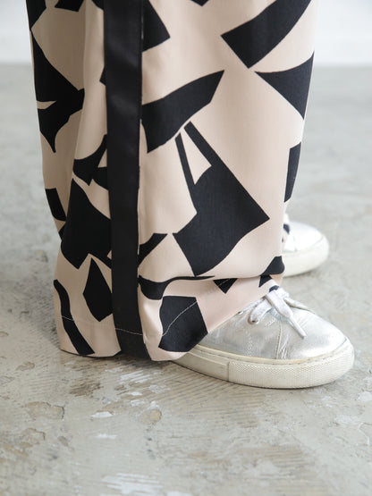 プリントパンツ