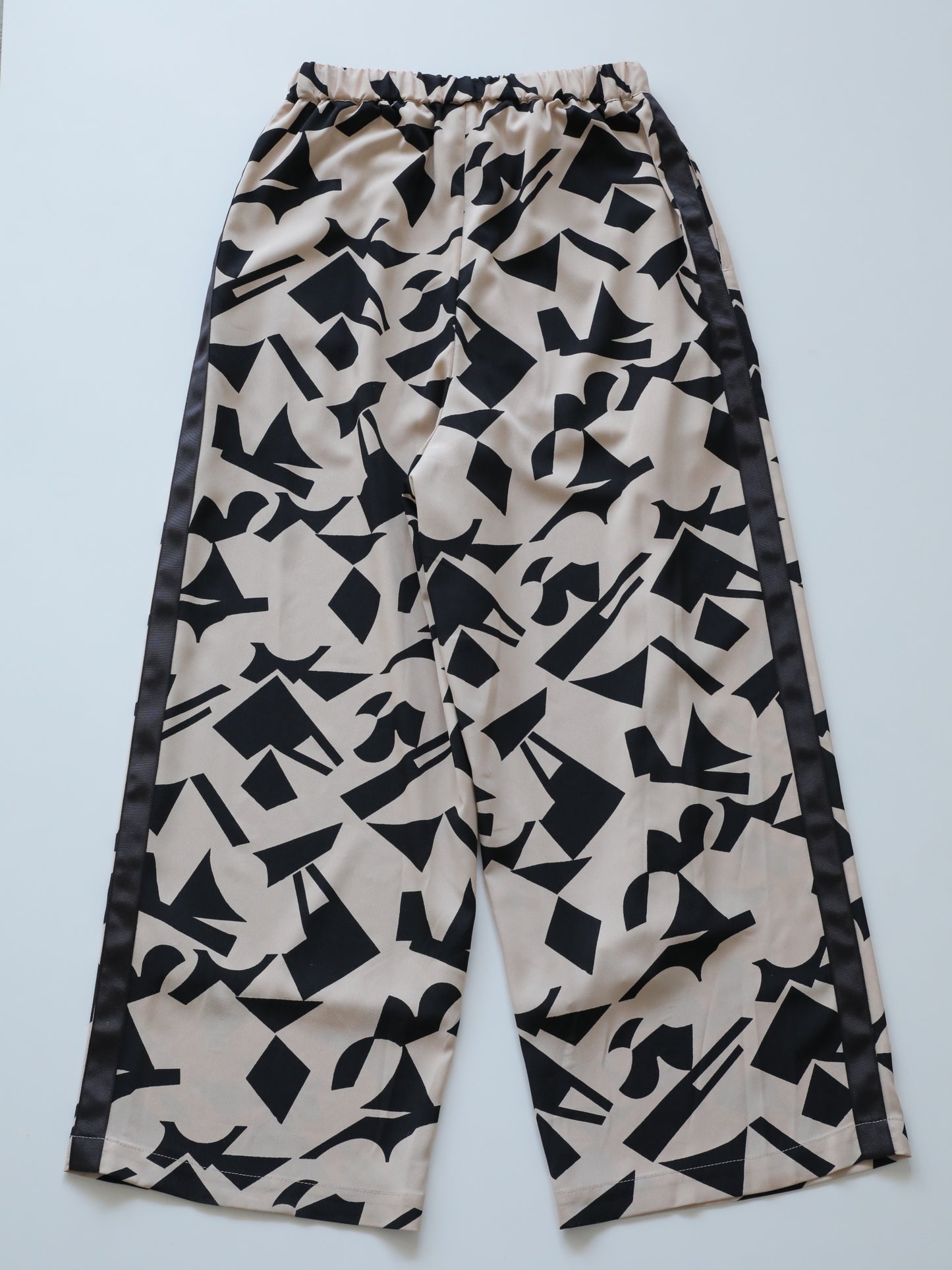 プリントパンツ