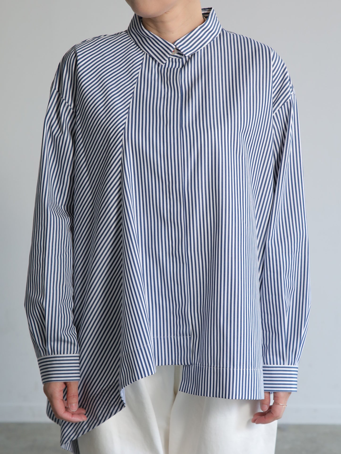 ストライプシャツ