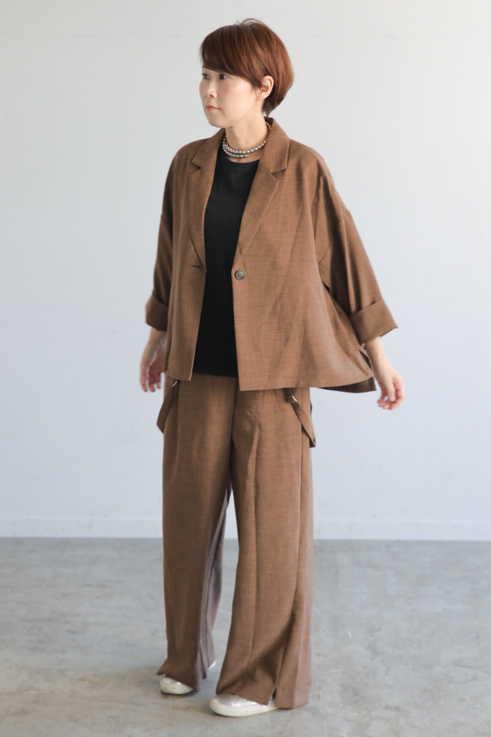 サスペンダー付きラップ風パンツ – 8hachi