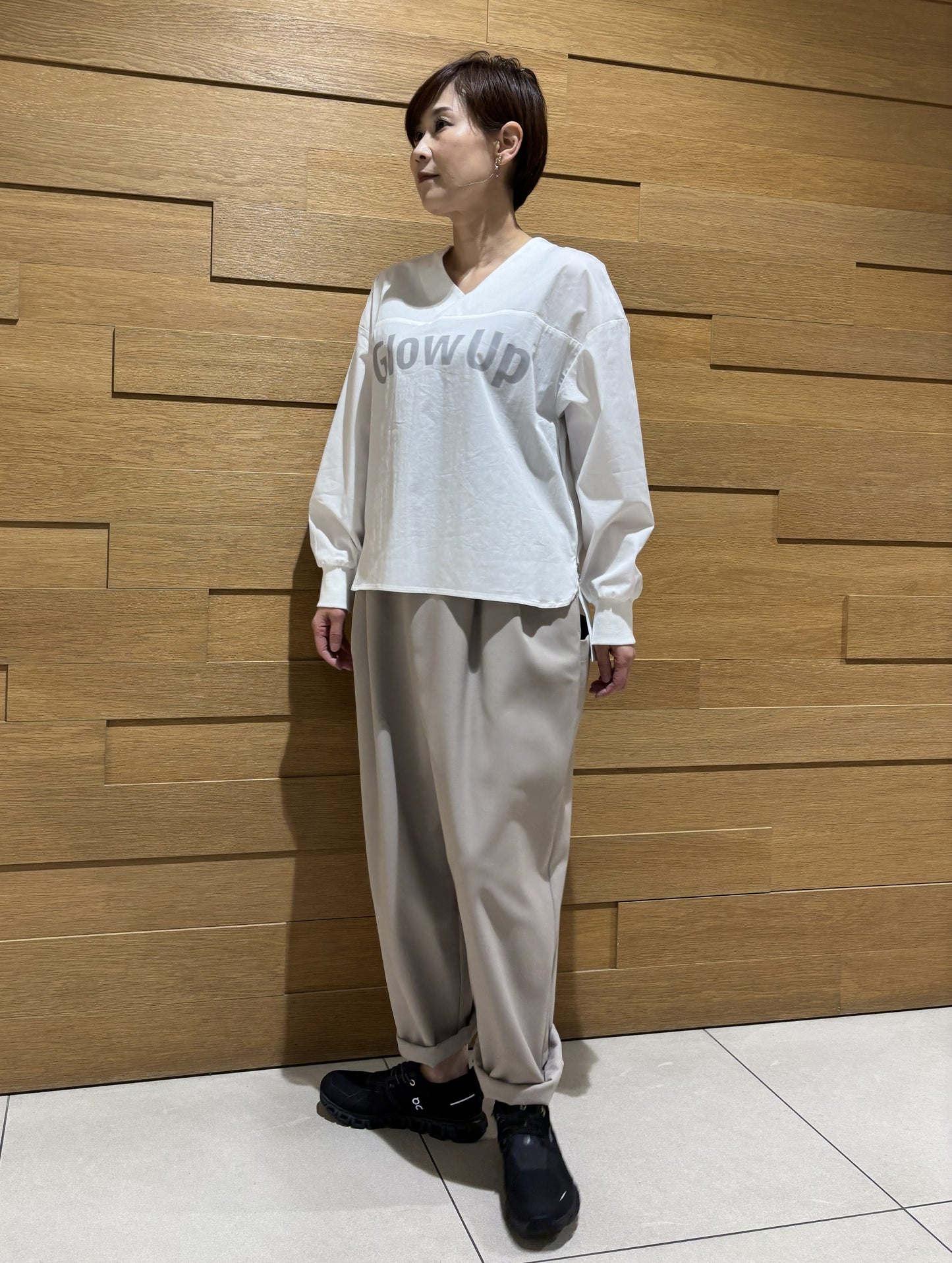 ロゴプリントシャツ