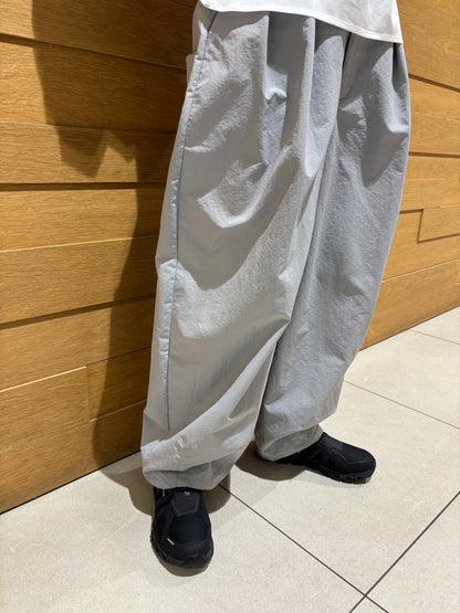 ナイロンタックカーブパンツ